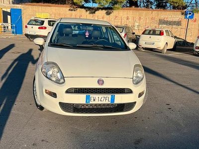 Bianco Usata 2014 Fiat Grande Punto Utilitaria | 3800 € (Buon prezzo)