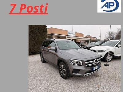 Usata Mercedes GLB180 Business 116 CV (85 kW) 2021 Grigio montagna SUV