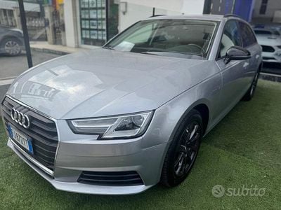 Usata Audi A4 Business 190 CV (139 kW) 2017 Grigio Berlina