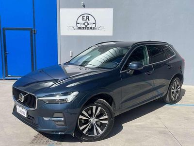 Usata Volvo XC60 Momentum 197 CV (144 kW) 2021 Blu SUV