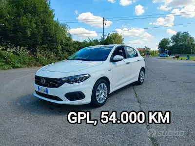 Gebraucht Fiat Tipo Lounge 120 PS (88 kW) 2018 Weiß Limousine