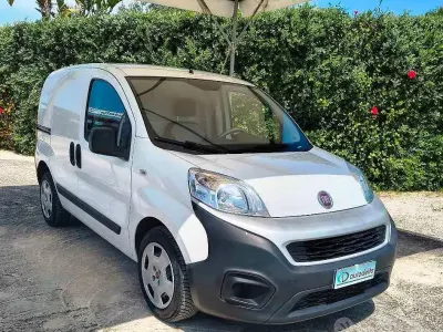 Usata Fiat Fiorino Trekking 95 CV (69 kW) 2019 Bianco Monovolume