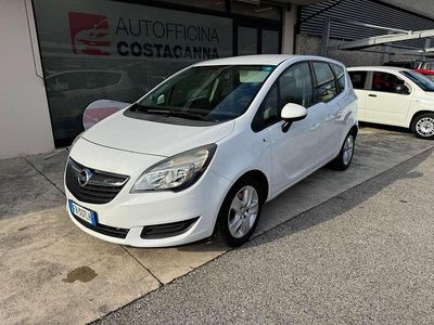 Usata Opel Meriva Innovation 120 CV (88 kW) 2015 Bianco Monovolume