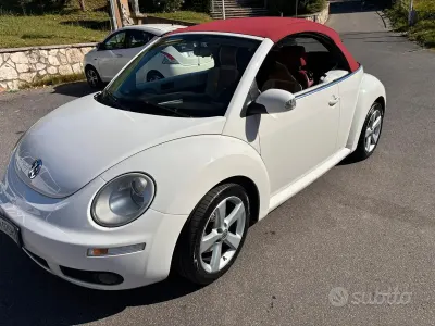 Usata VW New Beetle Edition 105 CV (77 kW) 2008 Bianco Utilitaria
