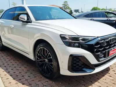 Usata Audi SQ8 Ambiente 507 CV (372 kW) 2024 Bianco SUV