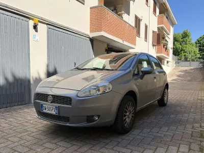 Usata Fiat Punto Classica 60 CV (44 kW) 2009 Utilitaria
