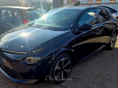 Nuova Lancia Ypsilon 101 CV (74 kW) 2025 Nero metallizzato Utilitaria