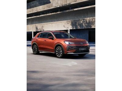 Nuova VW T-Roc Life 115 CV (84 kW) 2026 Flame red metallizzato SUV