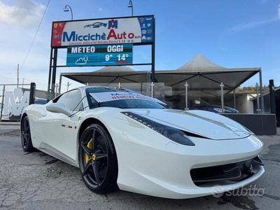 Usata Ferrari 458 570 CV (419 kW) 2010 Bianco Coupé