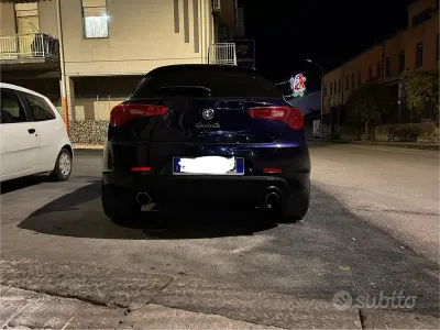 Usata Alfa Romeo Giulietta 105 CV (77 kW) 2011 Utilitaria