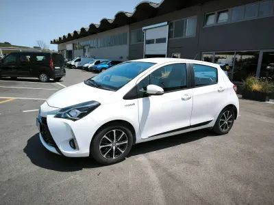 Usata Toyota Yaris Hybrid