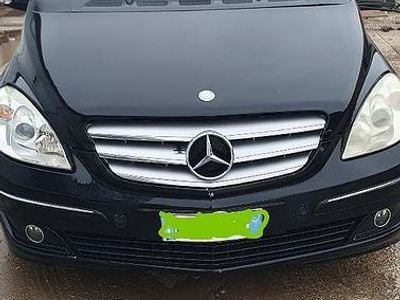 Usata Mercedes B200 140 CV (102 kW) 2007 Nero Monovolume