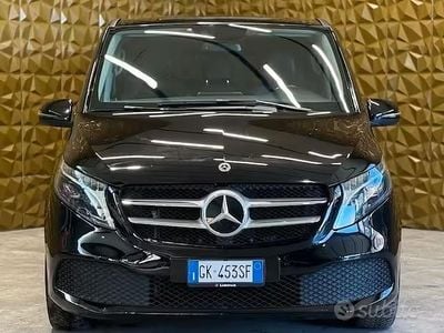 Usata Mercedes V250 Premium 190 CV (139 kW) 2022 Nero Monovolume