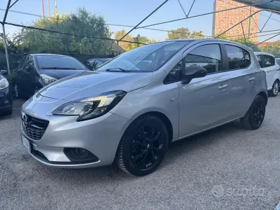 Usata Opel Corsa Cosmo 90 CV (66 kW) 2016 Grigio Utilitaria