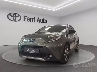 Usata Toyota Aygo X Lounge 72 CV (52 kW) 2022 Nero SUV