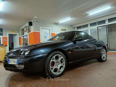 Usata Alfa Romeo Spider 166 CV (122 kW) 2004 Blu Cabrio