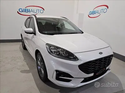 Usata Ford Kuga ST-Line 190 CV (139 kW) 2022 Bianco frozen SUV