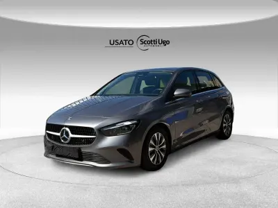 Usata Mercedes B180 Advanced 116 CV (85 kW) 2023 Grigio Utilitaria
