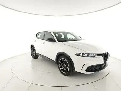 Używany Alfa Romeo Tonale Sprint 131 KM (96 kW) 2024 Biały SUV