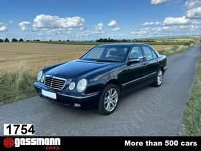 Usata Mercedes E430 279 CV (205 kW) 1999 Nero Berlina