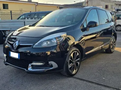 Usata Renault Scénic III Bose Edition 110 CV (80 kW) 2015 Nero Monovolume