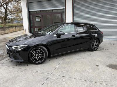Usata Mercedes CLA200 150 CV (110 kW) 2019 Nero Station wagon