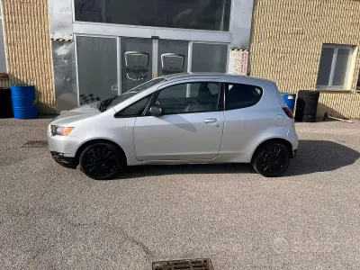 Usata Mitsubishi Colt 75 CV (55 kW) 2009 Berlina
