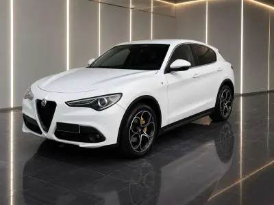 Usata Alfa Romeo Stelvio Sprint 190 CV (139 kW) 2023 Bianco SUV
