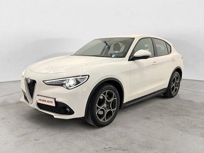 Usata Alfa Romeo Stelvio Business 210 CV (154 kW) 2017 Blu/azzurro SUV