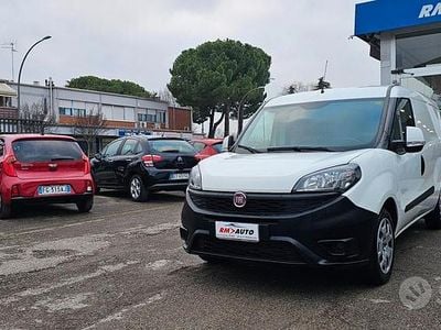 Usata Fiat Doblò 105 CV (77 kW) 2016 Bianco Monovolume