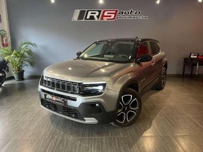 Käytetty Jeep Avenger Summit 101 HP (74 kW) 2025 Harmaa Katumaasturi
