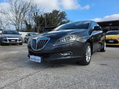Usata Lancia Delta 120 CV (88 kW) 2011 Nero Utilitaria