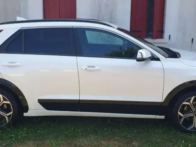 Usata Kia Niro 105 CV (77 kW) 2022 Bianco SUV