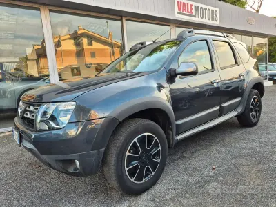 Usata Dacia Duster Ambiance 109 CV (80 kW) 2016 Marrone SUV