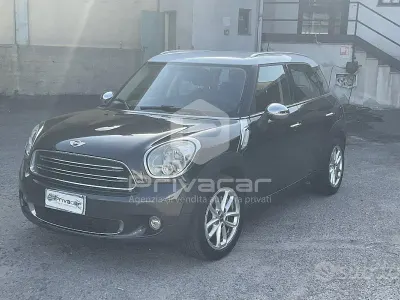 Usata Mini Cooper D Countryman Business 111 CV (81 kW) 2014 Nero SUV