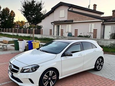 Usata Mercedes A180 Edition 122 CV (89 kW) 2016 Berlina