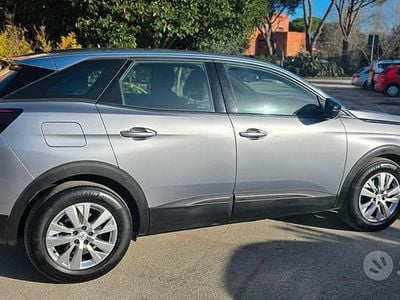 Usata Peugeot 3008 131 CV (96 kW) 2023 Grigio SUV