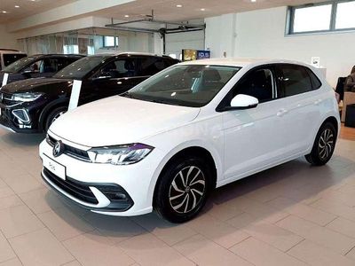 Bianco Nuova 2025 VW Polo Life Berlina | 22.600 € (Buon prezzo)