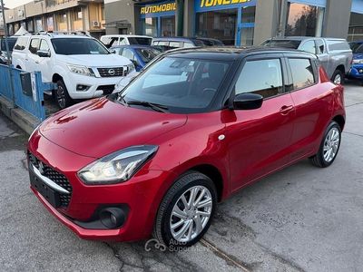 Usata Suzuki Swift 83 CV (61 kW) 2021 Rosso Berlina