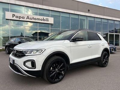 Usata VW T-Roc 150 CV (110 kW) 2023 Bianco tetto nero SUV