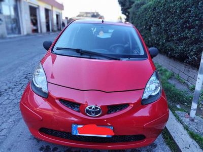 Usata Toyota Aygo 68 CV (50 kW) 2008 Rosso Utilitaria