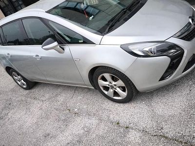 Usata Opel Zafira 2014 Grigio Monovolume