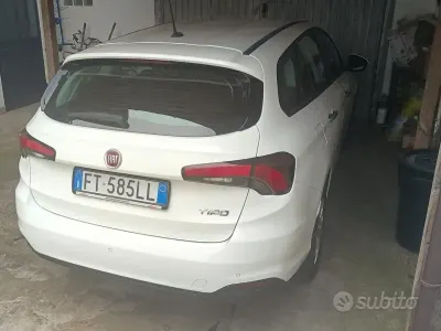 Usata Fiat Tipo 120 CV (88 kW) 2018 Bianco Station wagon