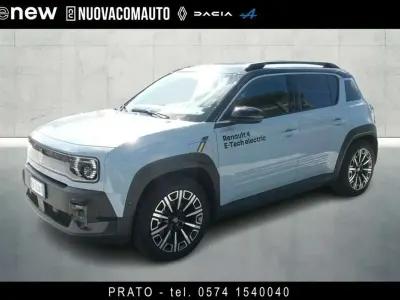 Begagnad Renault 4 E-Tech Iconic 110 kW (150 HK) 2025 Bestyle libertã© (blu celeste SUV