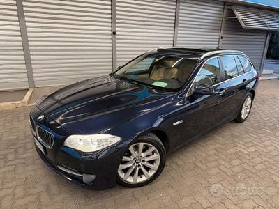 Usata BMW 520 Efficient Dynamics 184 CV (135 kW) 2011 Blu Station wagon
