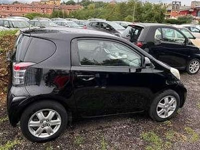 Usata Toyota iQ 68 CV (50 kW) 2009 Nero Utilitaria