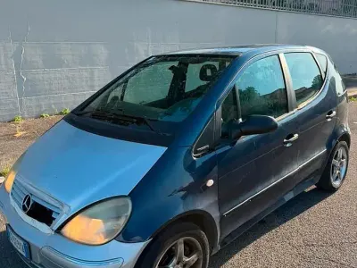 Usata Mercedes A170 95 CV (69 kW) 2004 Blu Berlina