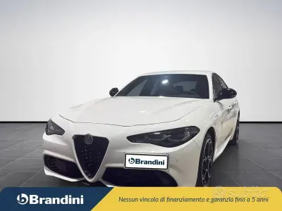 Usata Alfa Romeo Giulia Veloce 211 CV (155 kW) 2025 Bianco Berlina