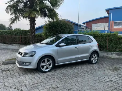 Usata VW Polo Highline 90 CV (66 kW) 2012 Argento Utilitaria