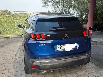 Usata Peugeot 3008 GT-line 131 CV (96 kW) 2018 Blu SUV